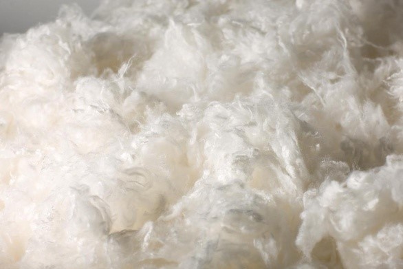  p>粘胶纤维(viscose fibre),简称粘纤,又名黏胶丝, a target="_blank