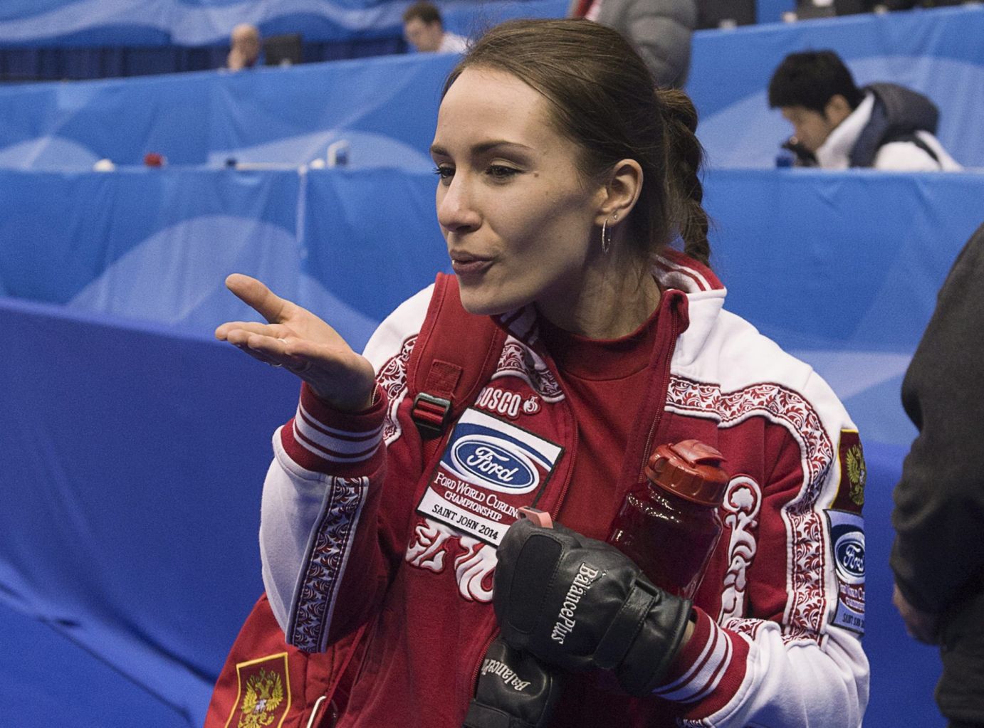  p>安娜·希多洛娃(anna sidorova,1991年2月6日—),俄罗斯冰壶运动员