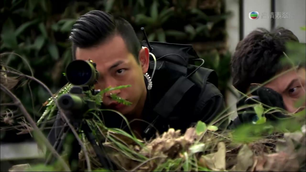  p>梁竞徽 i>(oscar leung) /i>,原名梁烈唯,1979年3月26日生于中国