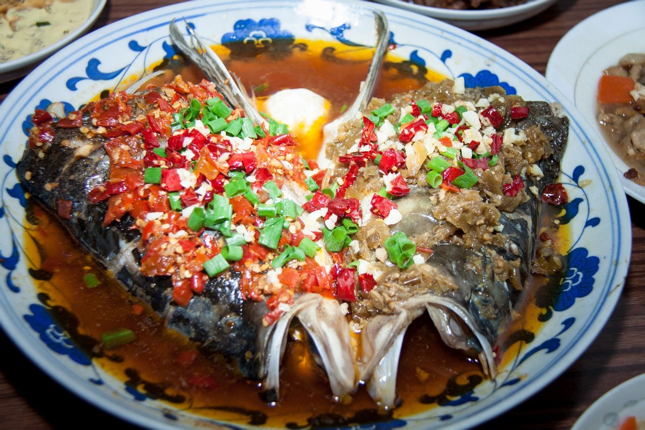 剁椒鱼头小贾哥