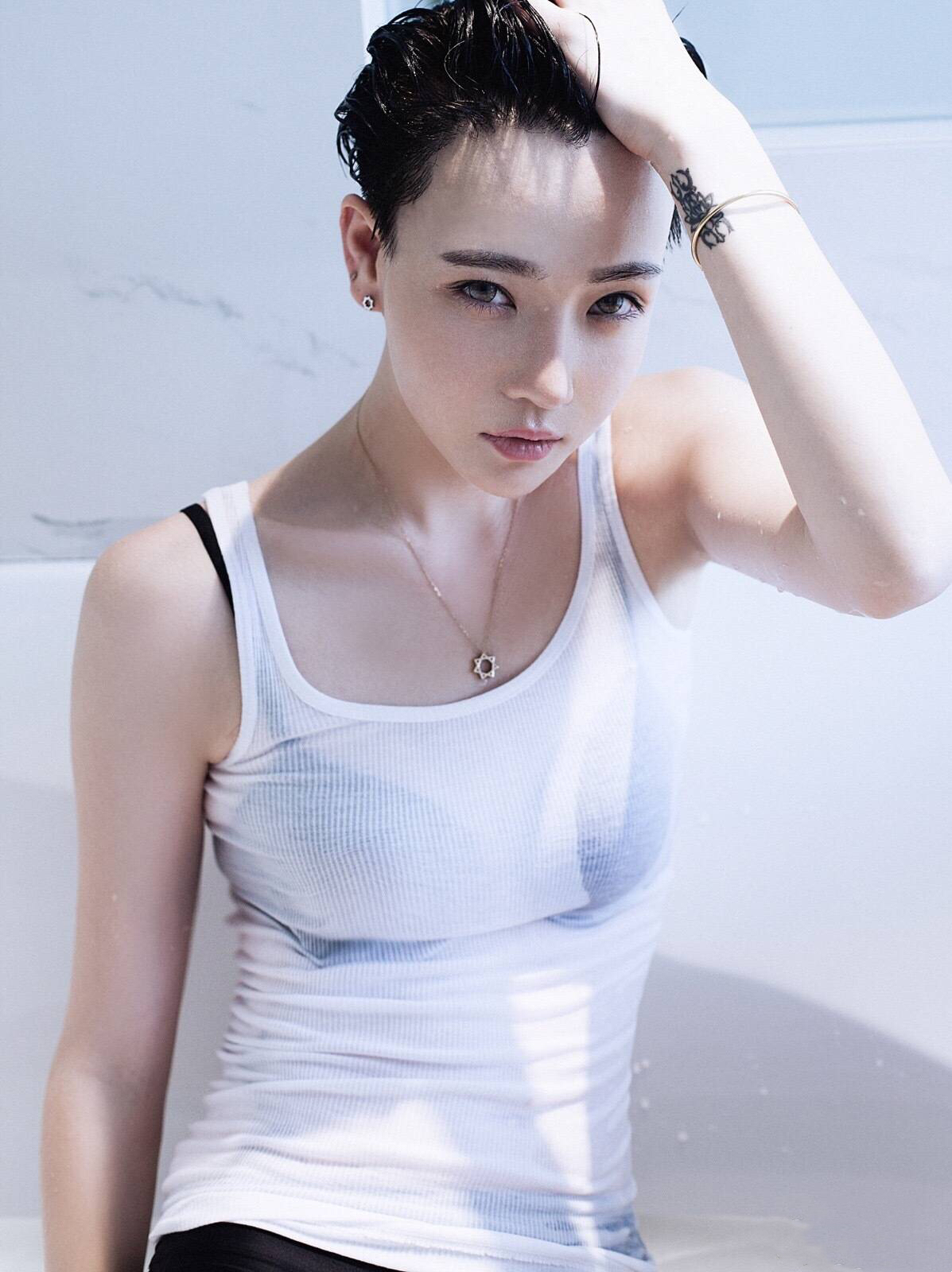  p>夕又米,本名徐粲(càn)金, a href="#">高晓松 /a>前妻.