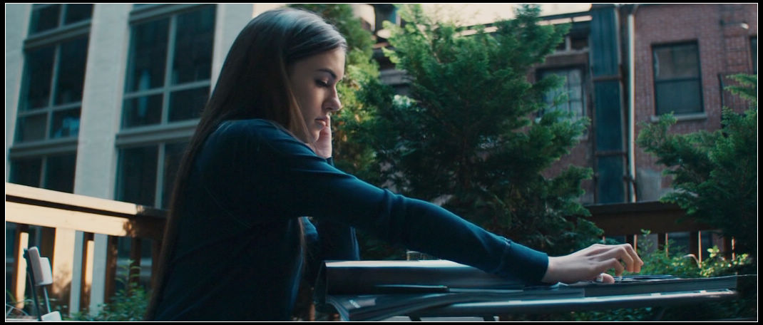  p>《应召女友》是史蒂文·索德伯格执导,萨莎·格雷,chris santos等