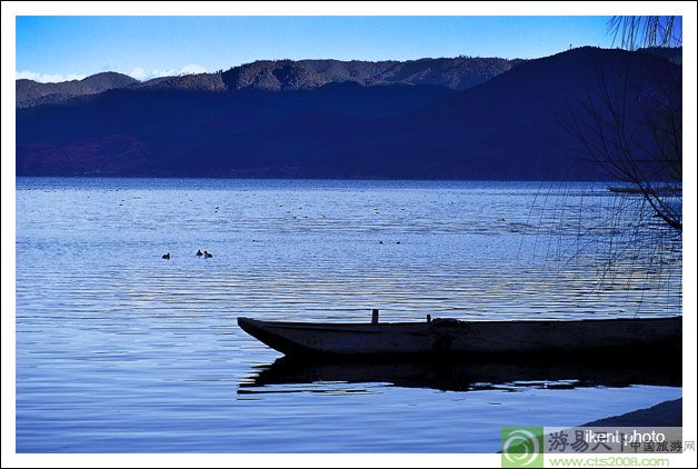  p data-id="gnyxa40ktb">玛瑙湖位于内蒙古巴彦淖尔市乌拉特后旗巴音