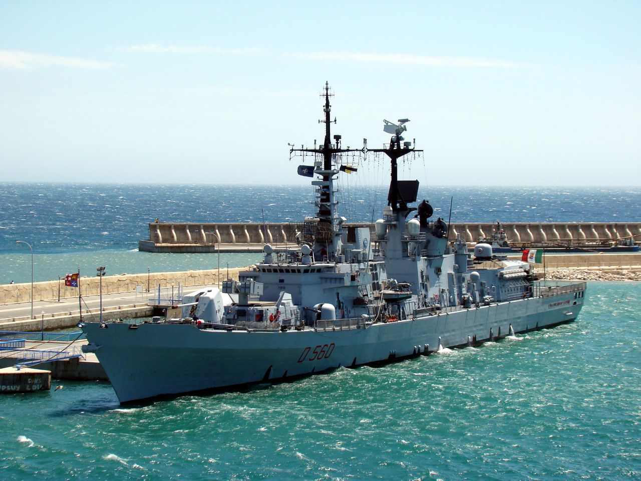 杜兰德·泽拉·潘尼级驱逐舰