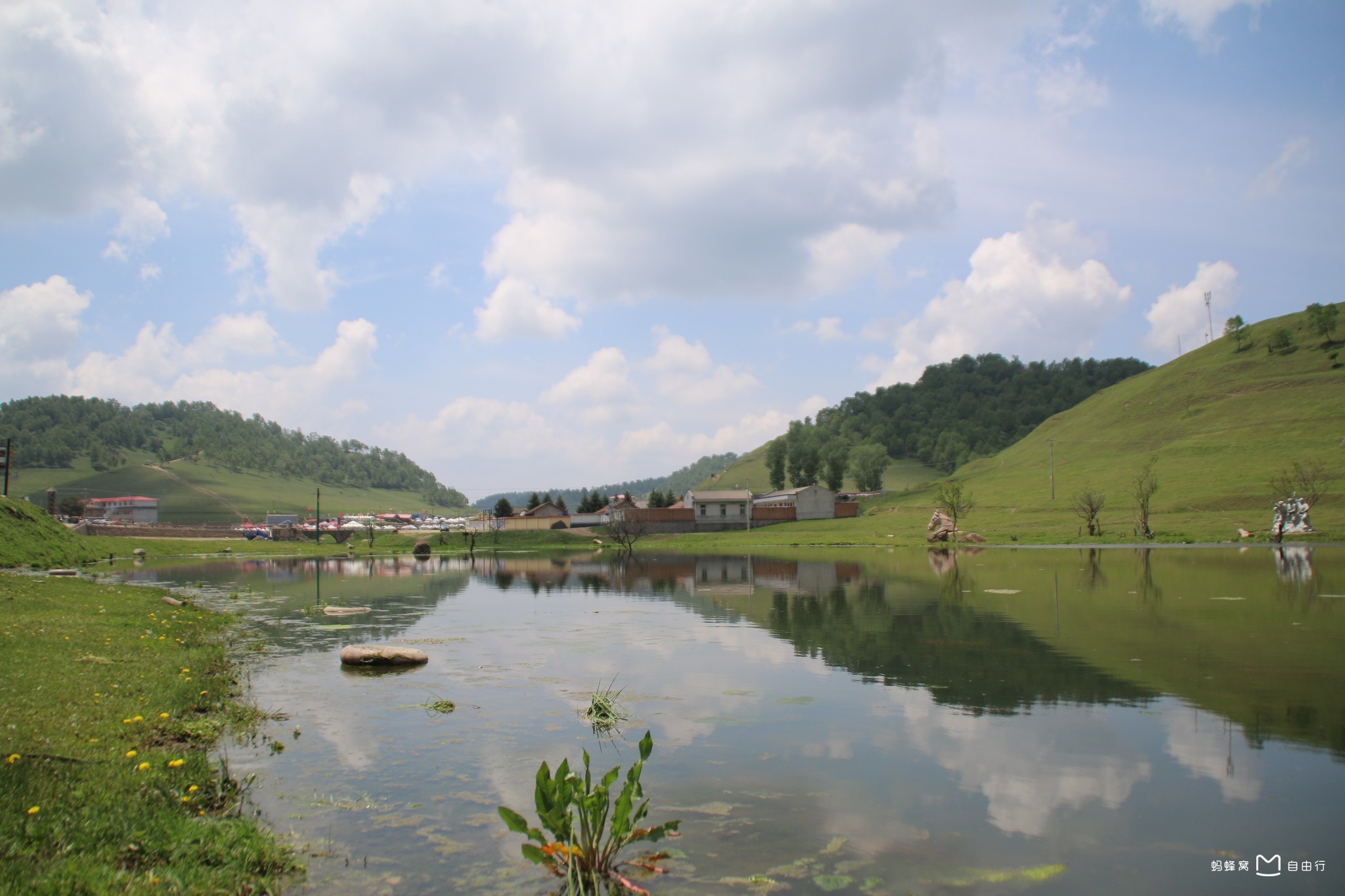  p>关山草原(guanshan grassland)位于陕西省宝鸡市陇县西南部,西邻 a