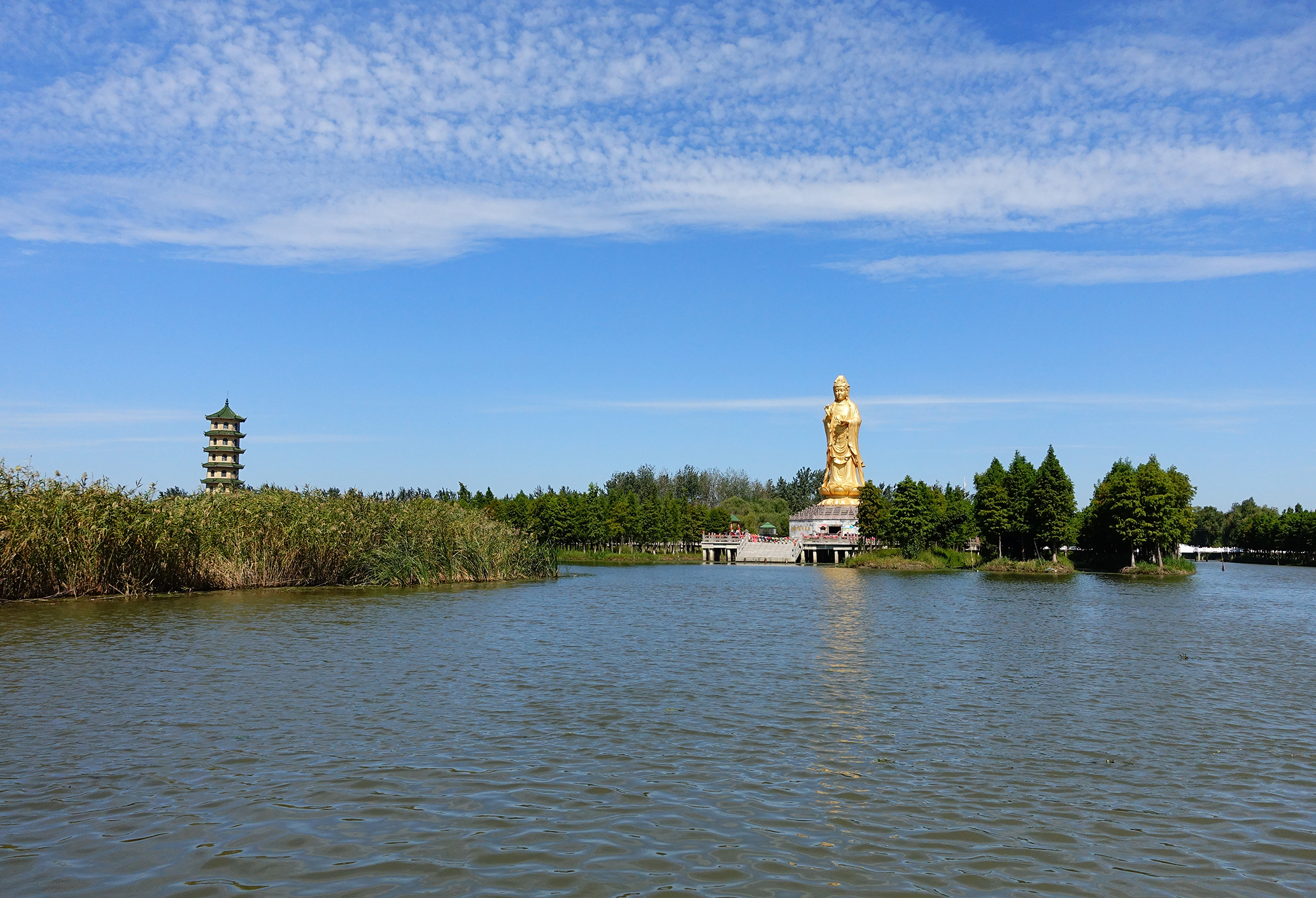 "#" data-lemmaid="5096789">盐城市 /a>,"平湖秋月"为古盐城八景之冠