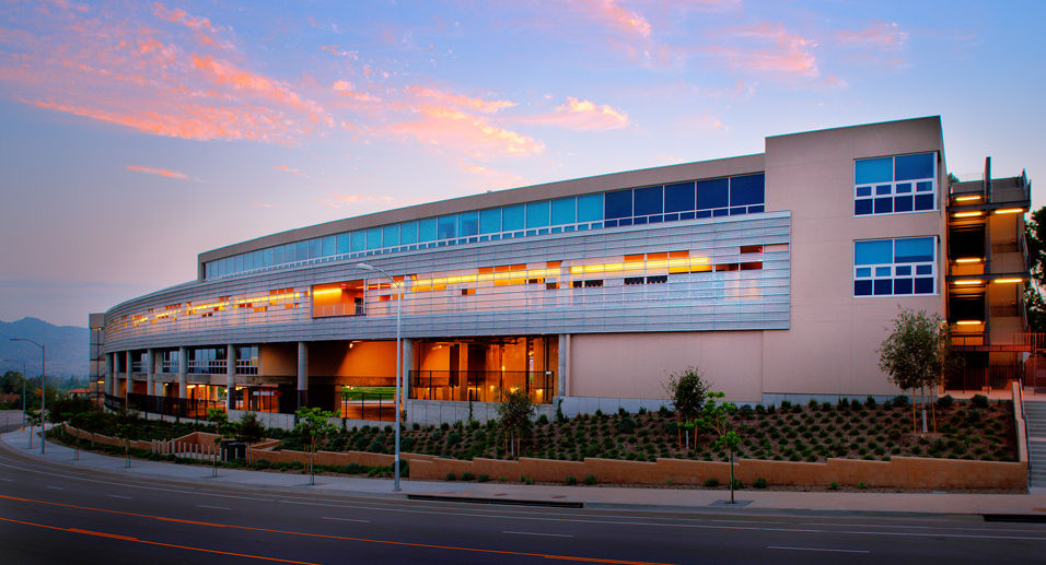  p>塞拉峡谷中学,是一所优质大学学术预备学校,致力于为学生打造实现