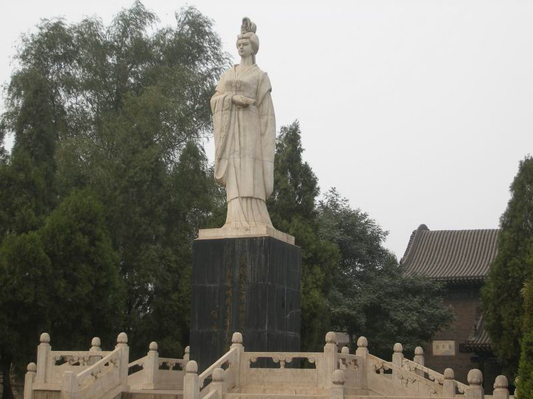  p>意思就是指武则天的故乡,家乡,其出生地. /p>