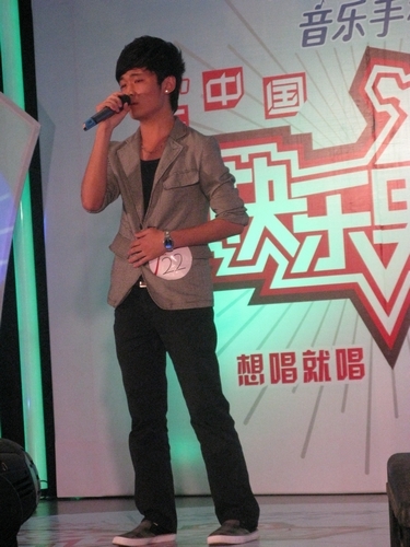  p>赵小熙(jitaya),1990年7月24日出生于海南省三亚市,中国内地流行乐