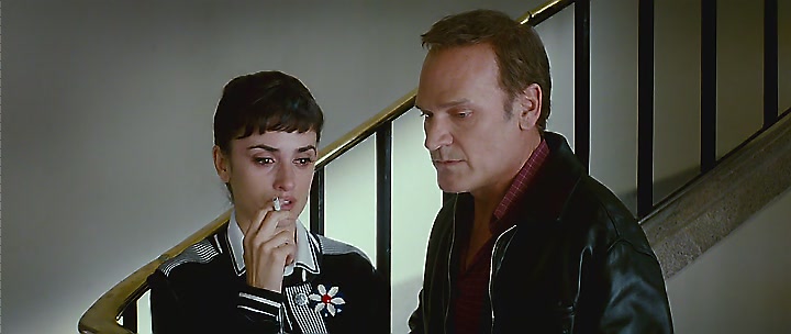  p>《破碎的拥抱》是由西班牙el deseo s.a.