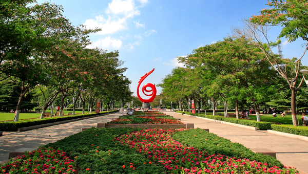 濮阳市中心广场