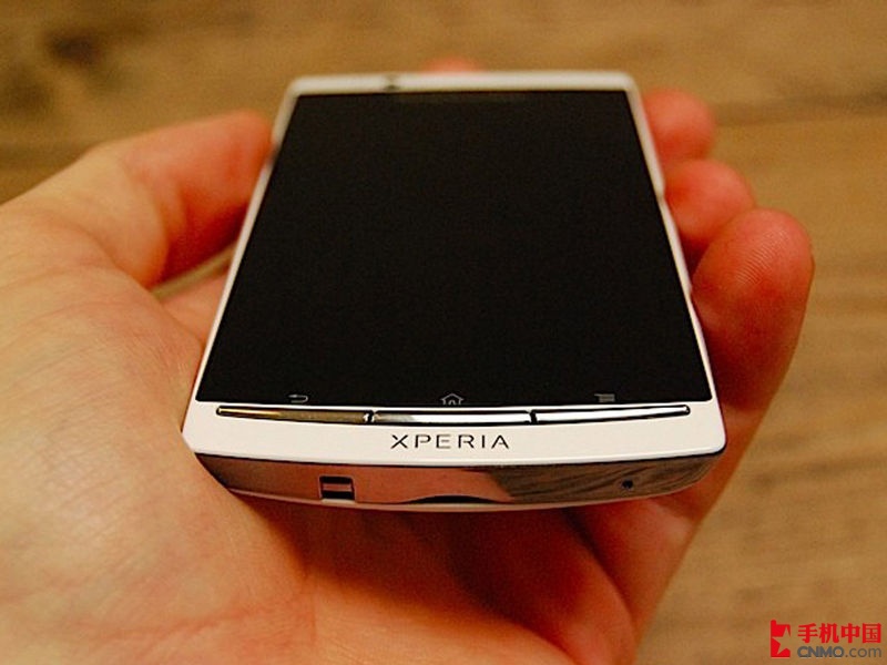 p> a href="#">索尼爱立信 /a>lt18i是一款时尚大屏幕单核智能手机