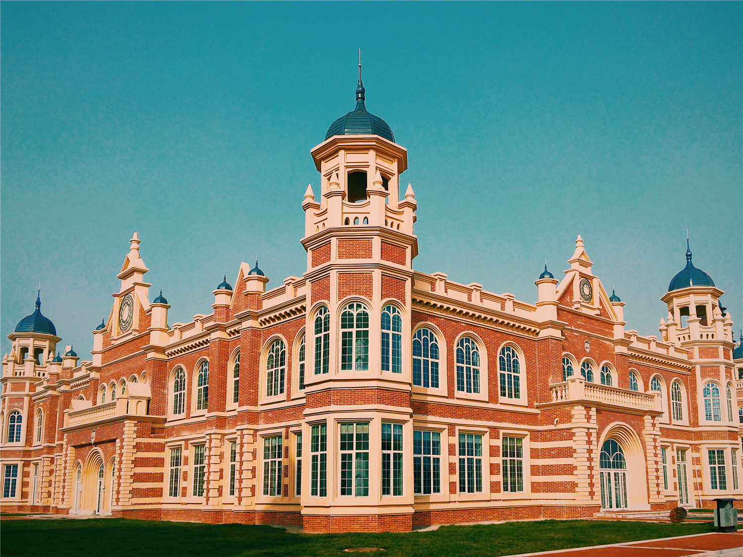 山西医科大学晋祠学院
