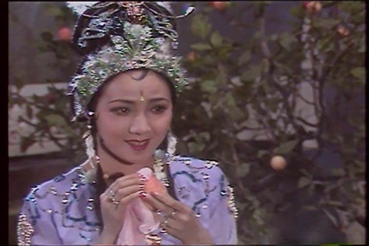 《西游记》中饰演地涌夫人,现实中的常青在 a target="_blan