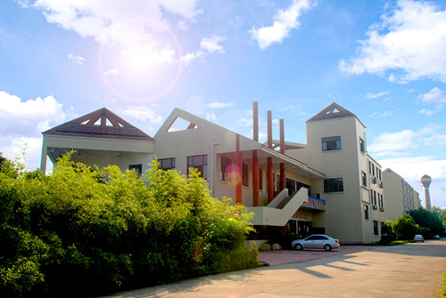  p>永康市第一中学,简称"永康一中",位于浙江省 a href="#">永康市 /a