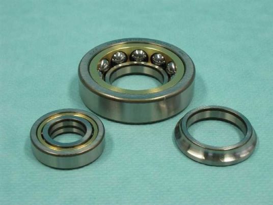 Подшипник 7203b koyo