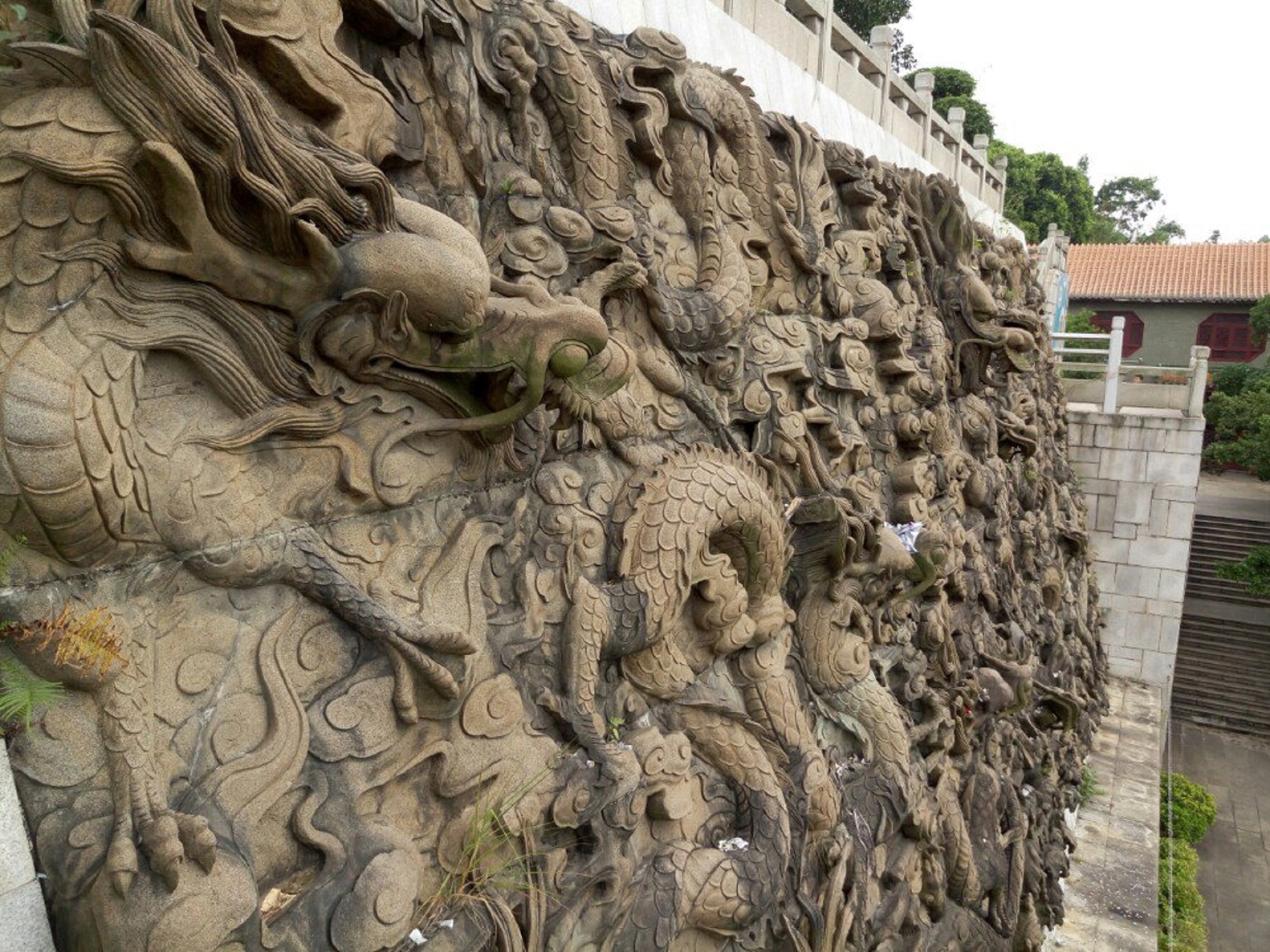  p data-id="gnvfucu733">佛山宝林寺位于顺德大良太平山西麓,于明山