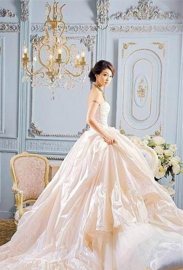 0bzfsau4">蔡昮纹,是 a target="_blank" href="/item/蔡依林/138122"