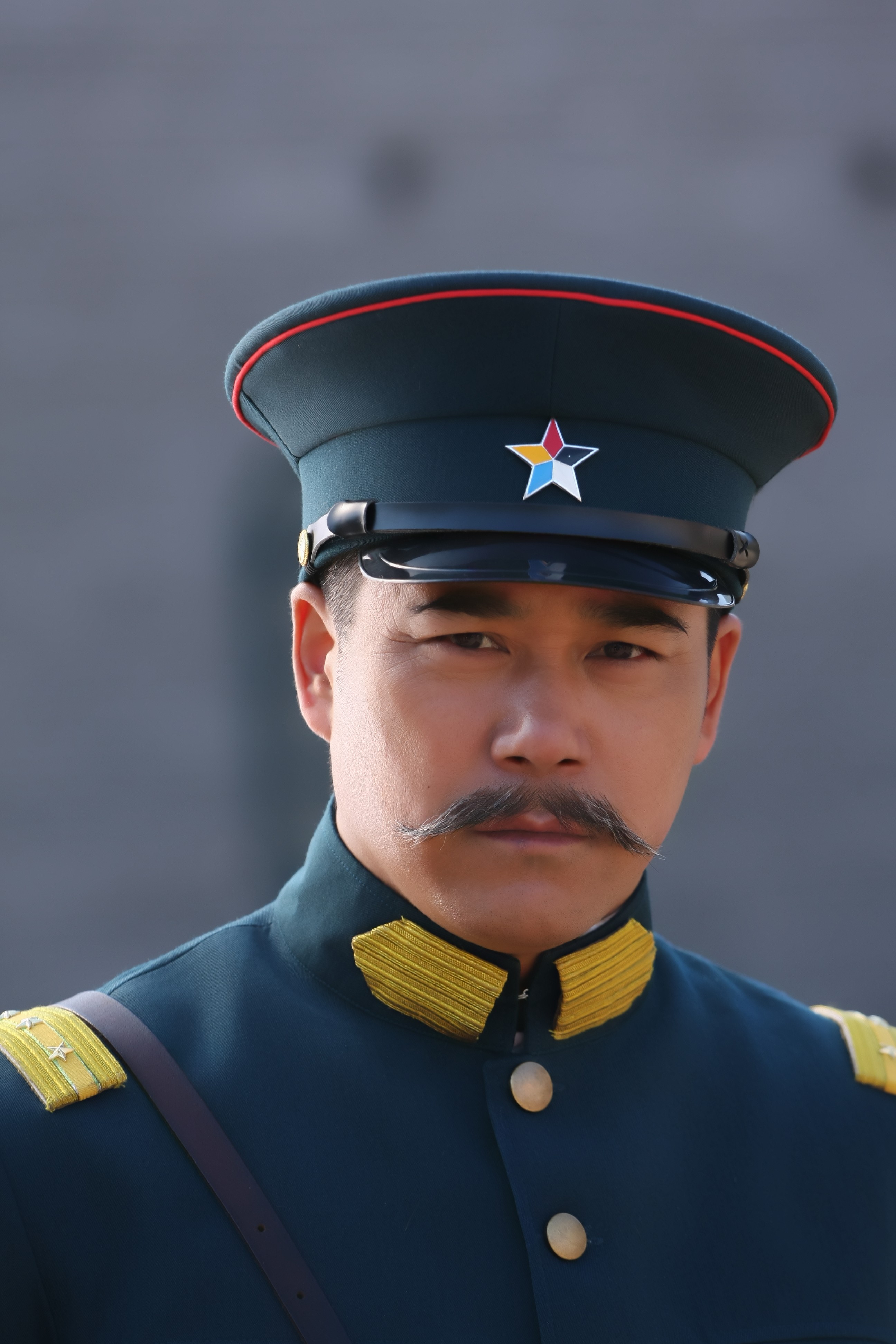  p data-id="gnwpx9tv1p">文江,男,汉族,中国内地男演员, span class=