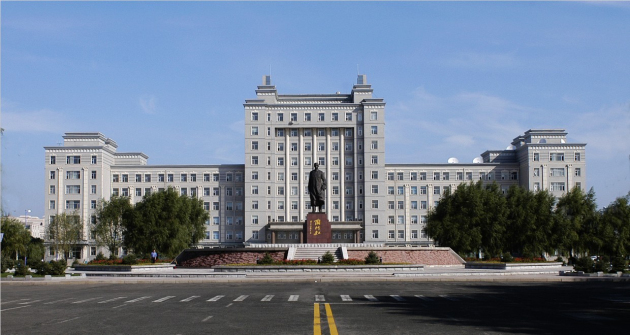  p>哈尔滨师范大学(harbin normal university),简称哈师大(hrbnu)