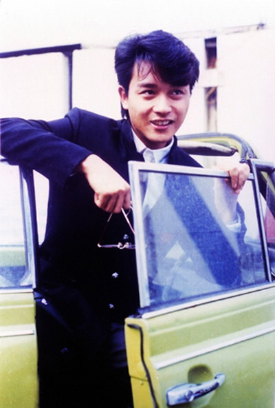  p>《柠檬可乐》是张国荣成名前的青春片代表作,演员包括八十年代青春