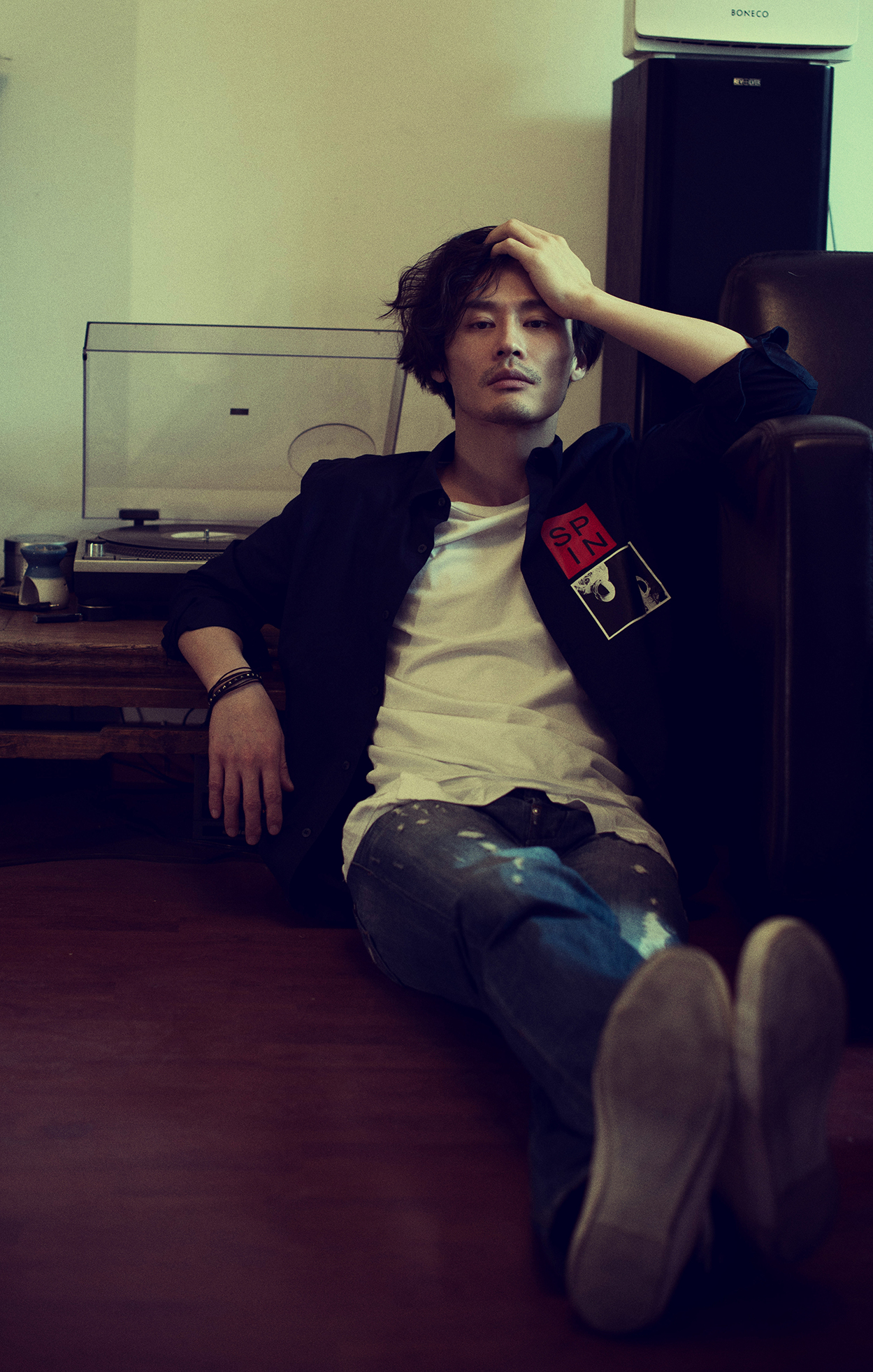  p>程枫,原名程皓枫,1976年12月10日出生于上海市,中国内地影视男演员