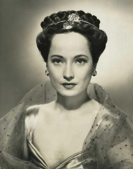  p>曼尔·奥勃朗(merle oberon,1911年2月19日—1979年11月23日),出生