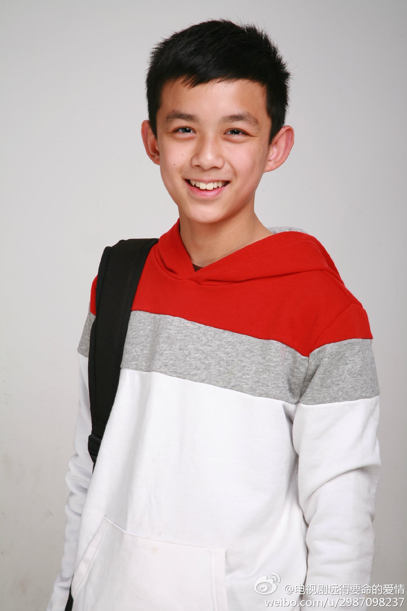  p>吴磊,1999年12月26日出生于上海,祖籍四川 a target="_blank" href