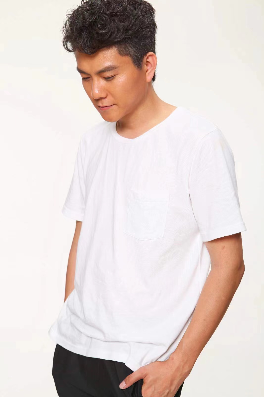  p>刘广楠,原名刘金承,1983年5月31日出生于北京,中国内地男演员,毕业