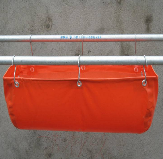  p>隔爆水袋是用于煤矿井下的安装容器.