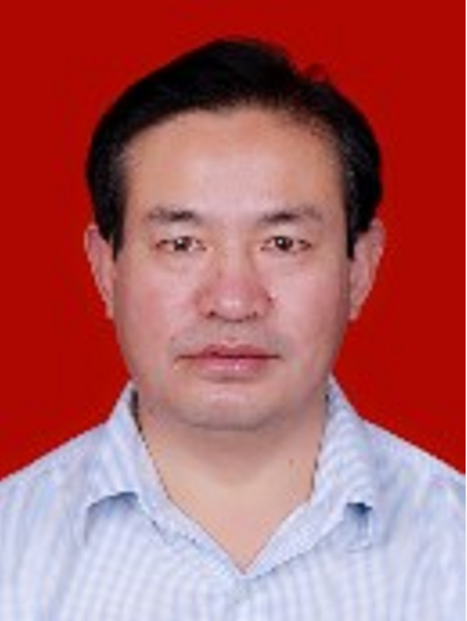  p>张利华,男,汉族,1968年9月出生,安徽省蒙城县人,1990年7月毕业于