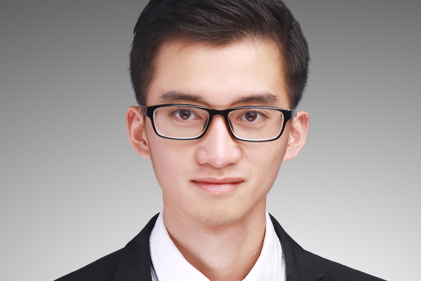  p data-id="sdtx4iprbsgt">吴煜东,生于1994年