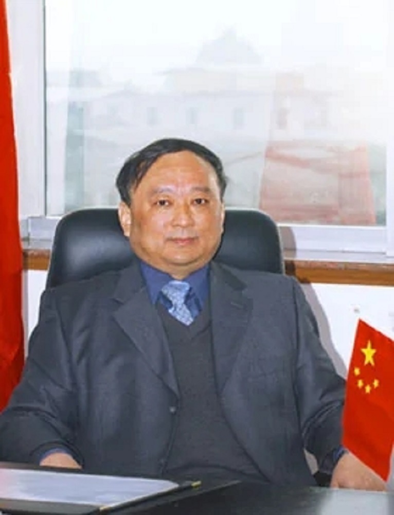  p>1953年生,江西莲花县人.