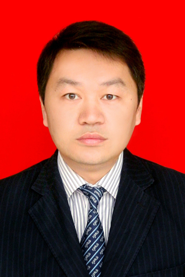  p>唐建国,男,汉族,湖南浏阳人,中共党员.