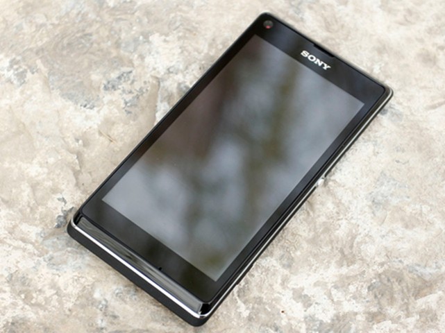  p>索尼s36h(xperia l)是索尼于2013年发布的一款智能手机. /p>