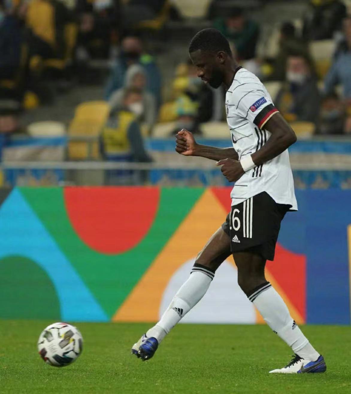 安东尼奥·吕迪格