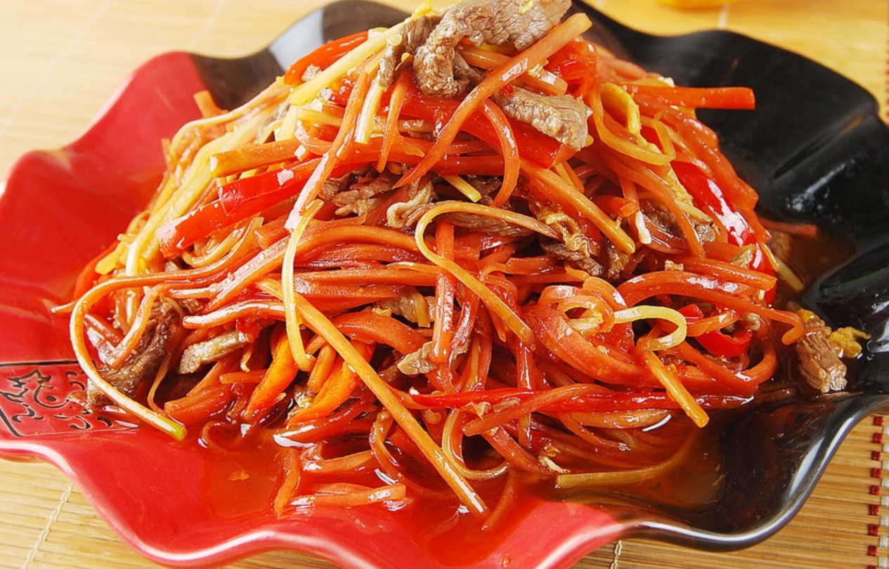 牛肉丝炒胡萝卜