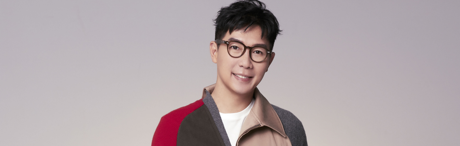  p>品冠,本名黄品冠,1972年2月26日出生于马来西亚吉隆坡,祖籍中国