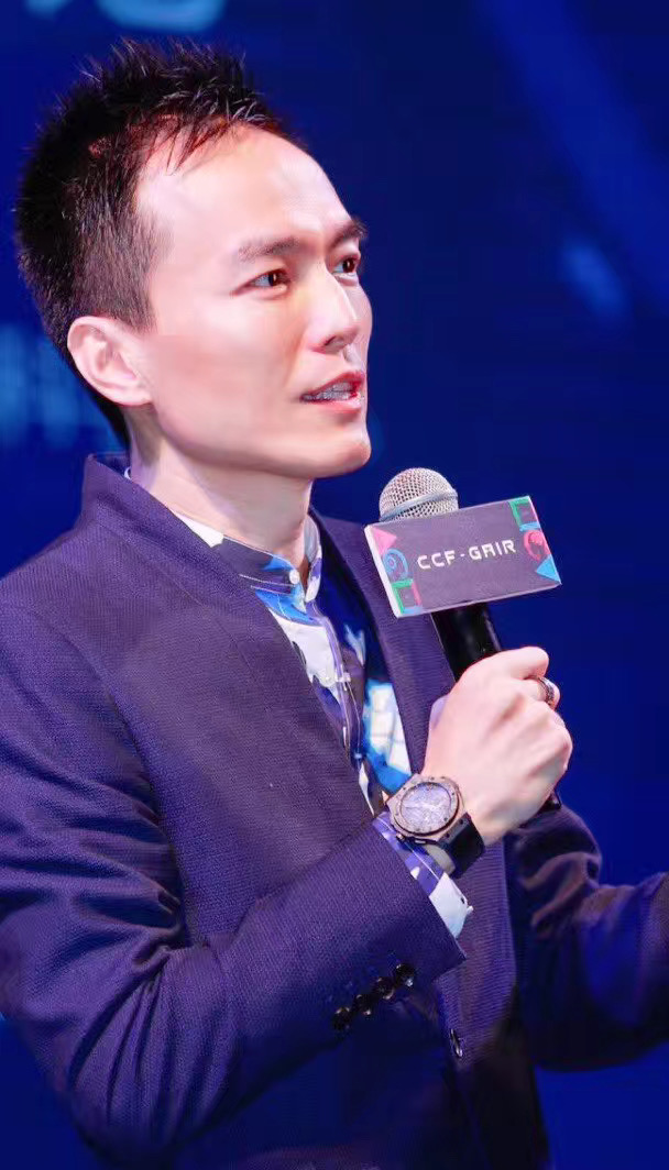 class="ref" data-ctrid="ula1jjphhcnf">栗浩洋,松鼠ai创始人,董事长