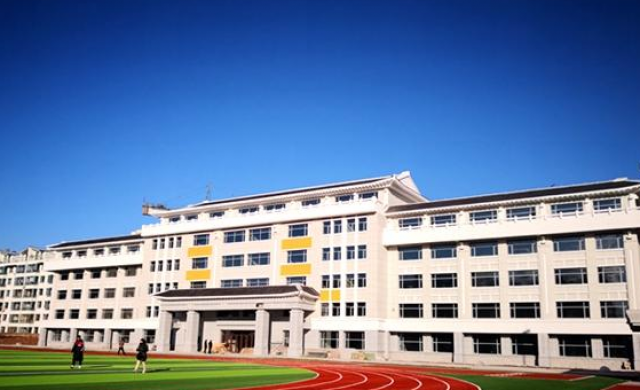 延吉市第三高级中学