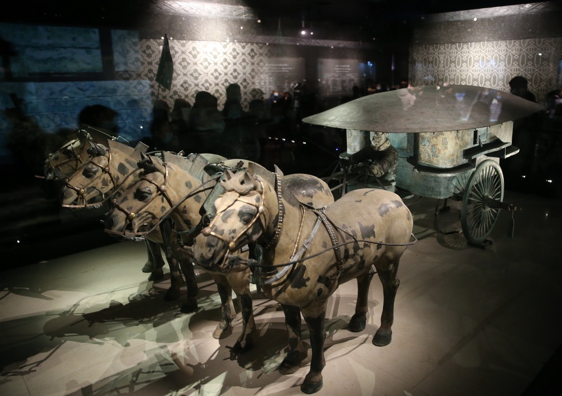秦始皇帝陵彩绘铜车马二号车