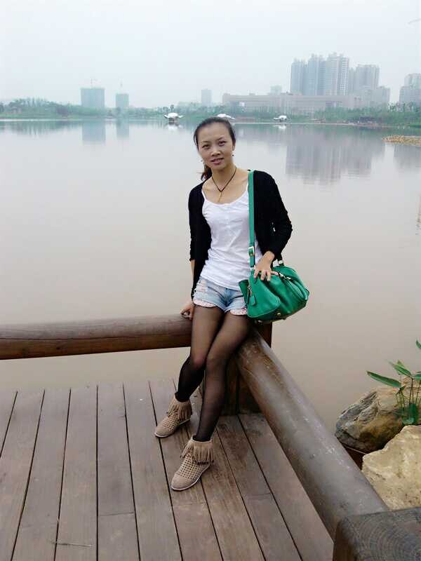 潘燕舞,女,汉族,1980年4月生,湖南浏阳人,<a target="