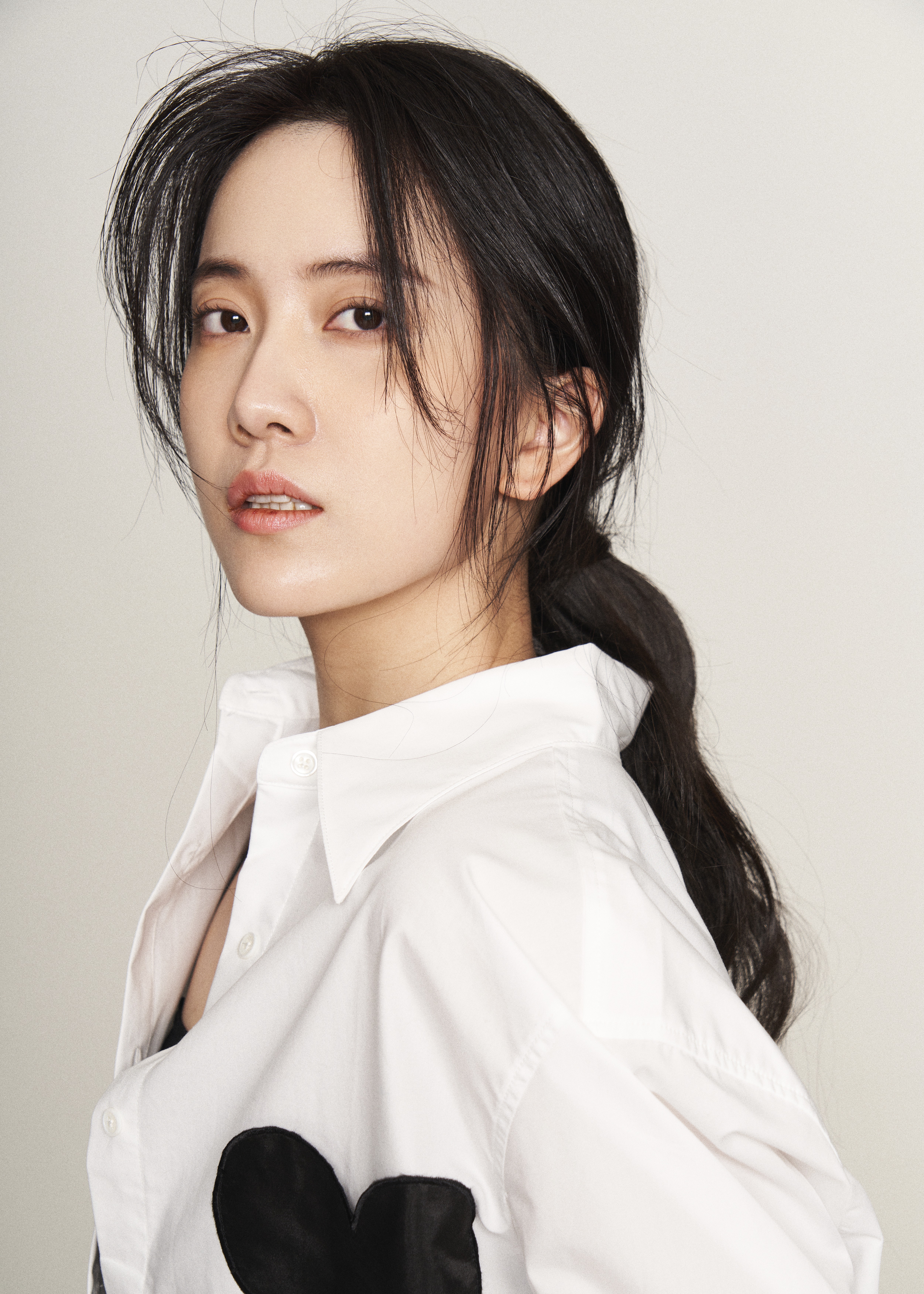  p data-id="gnbsajpjgx">白澜,中国内地影视女演员,毕业于北京电影