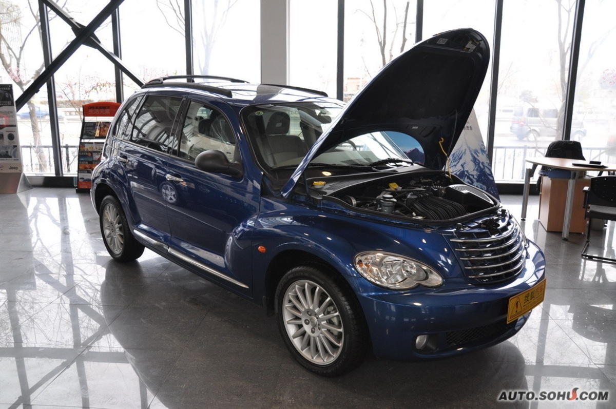  p> a href="#" data-lemmaid="1143">克莱斯勒 /a>pt漫步者在外观上