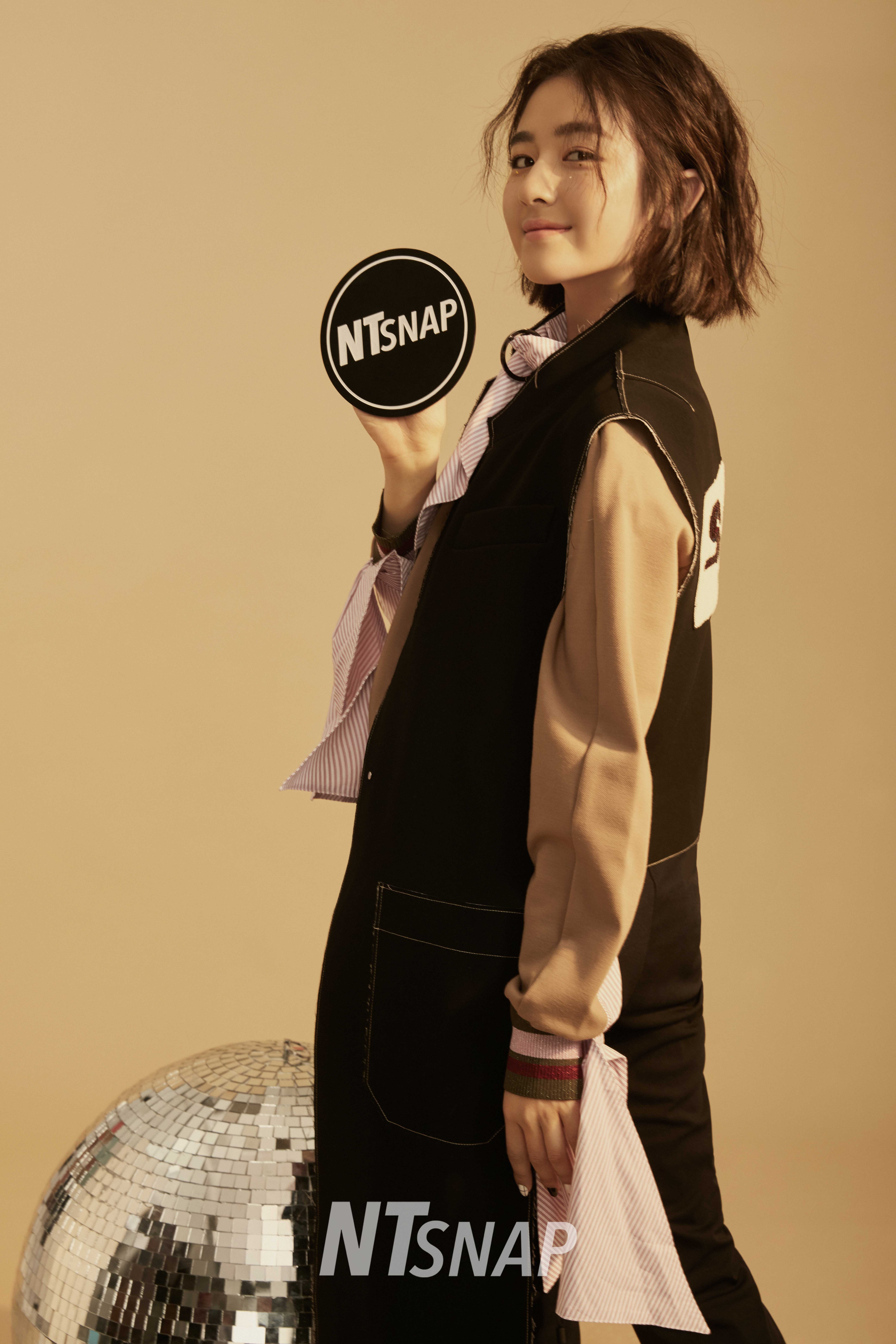  p>李兰迪,1999年9月2日出生于北京市,中国内地影视女演员,就读于中央