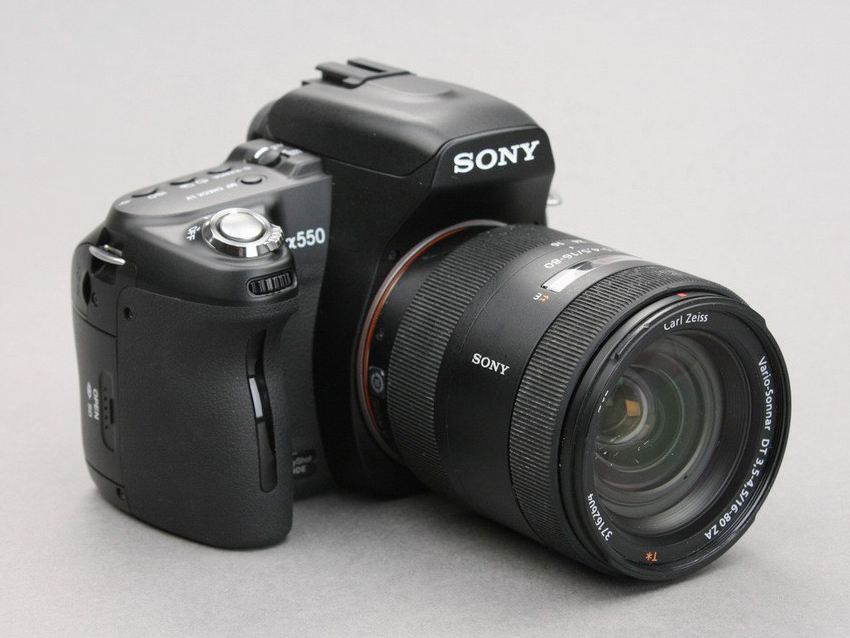  p>索尼a550单头套机(18-200mm)是一款数码相机,有效像素为1420万.