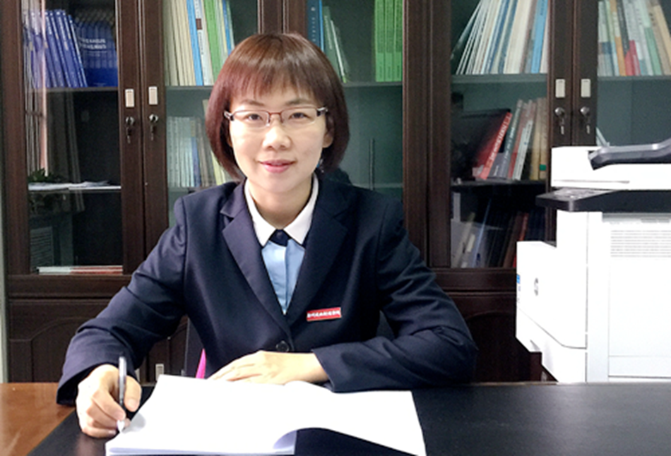  /p> p data-id="gnb1x9psu9">现任郑州商学院评估办公室主任. /p>