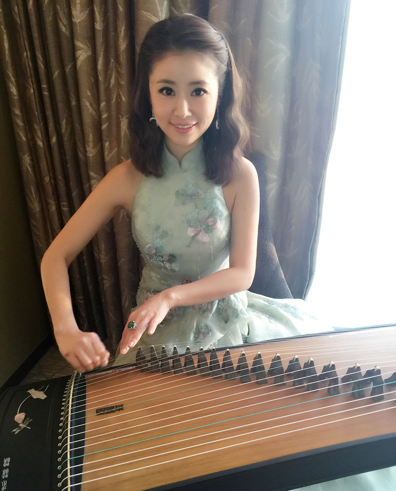 ,1976年1月27日出生于台湾省台北市,华语影视女