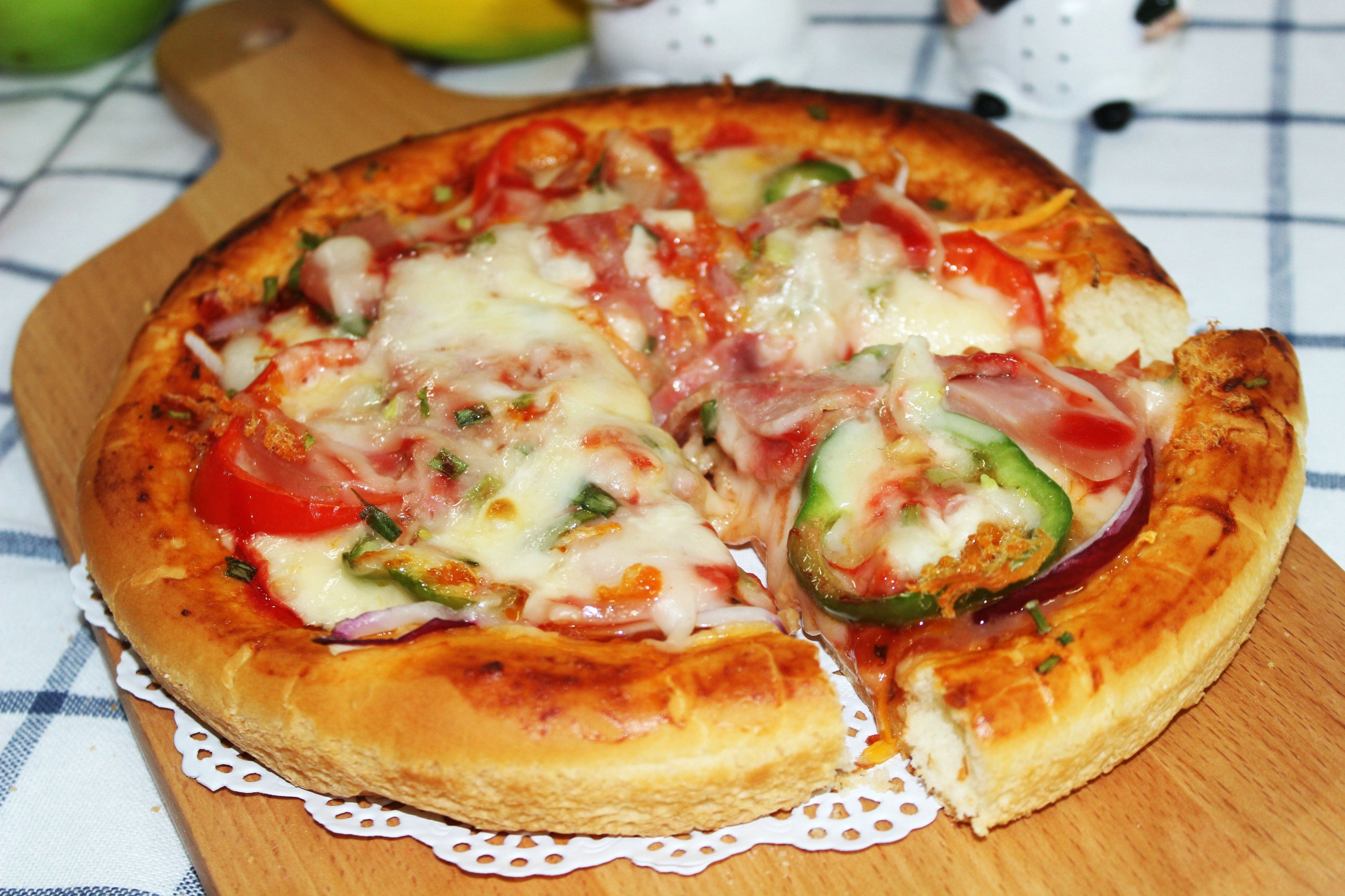 巴西里芝士培根披萨