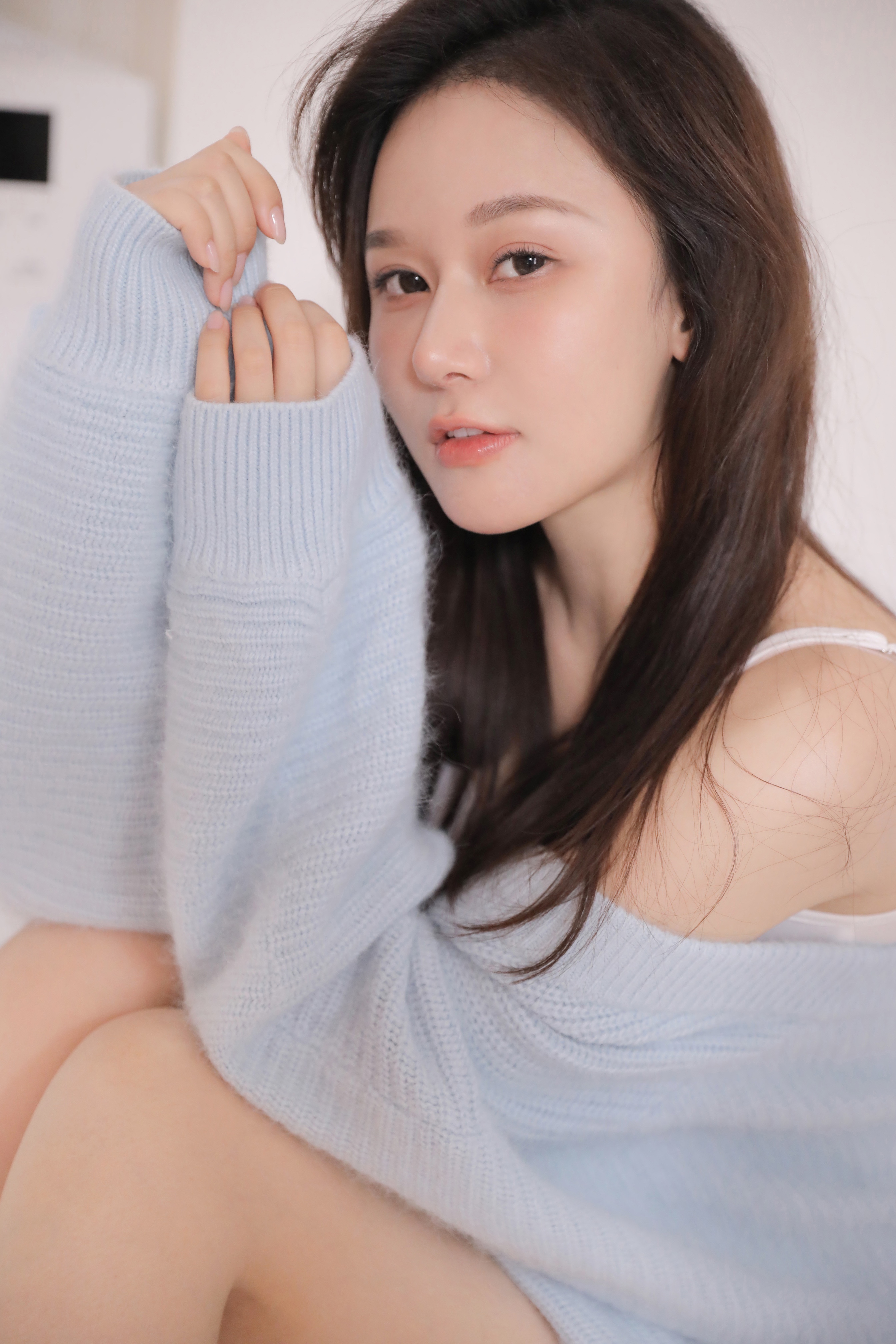  p>何雨桐,出生于1993年10月14日 sup data-ctrid="sp5ciluvqosg">3 